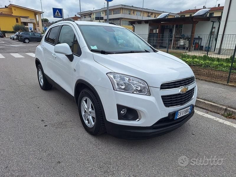 Bianco Usata 2013 Chevrolet Trax LS SUV | 5750 € (Ottimo prezzo) - Immagine 1/4