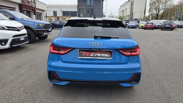 Usata Audi A1 S-Line 150 CV (110 kW) 2020 Blu SUV