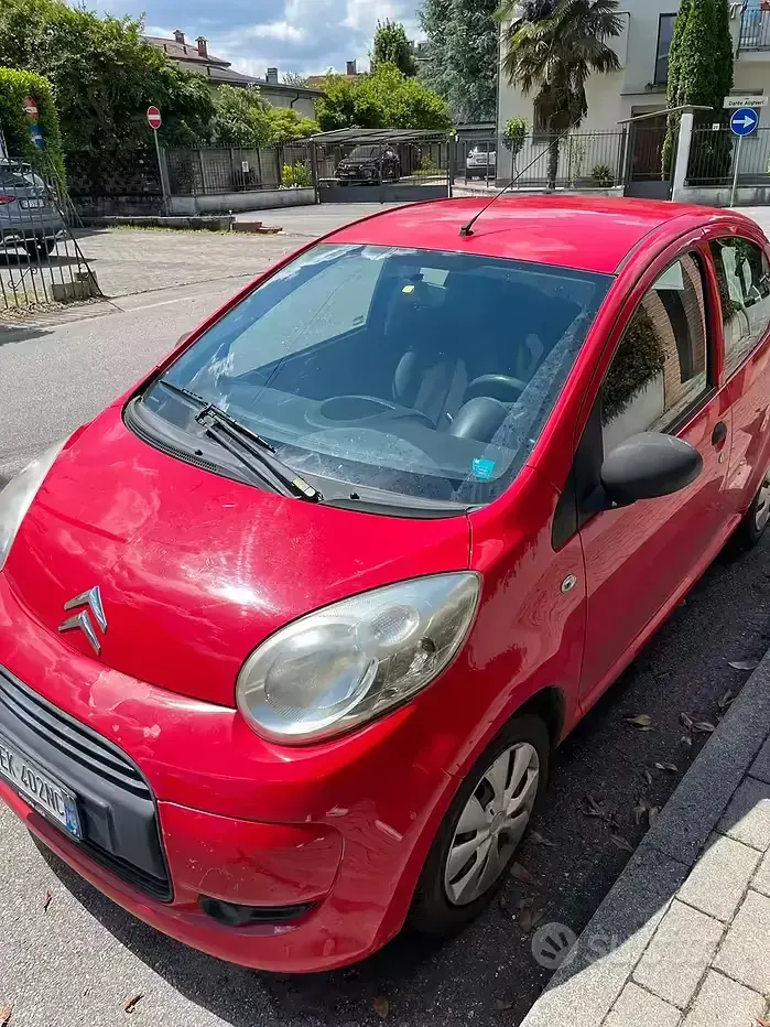 Usata Citroën C1 68 CV (50 kW) 2012 Rosso Utilitaria