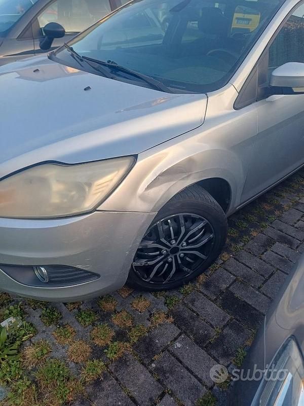 Usata Ford Focus 2009 Grigio Station wagon