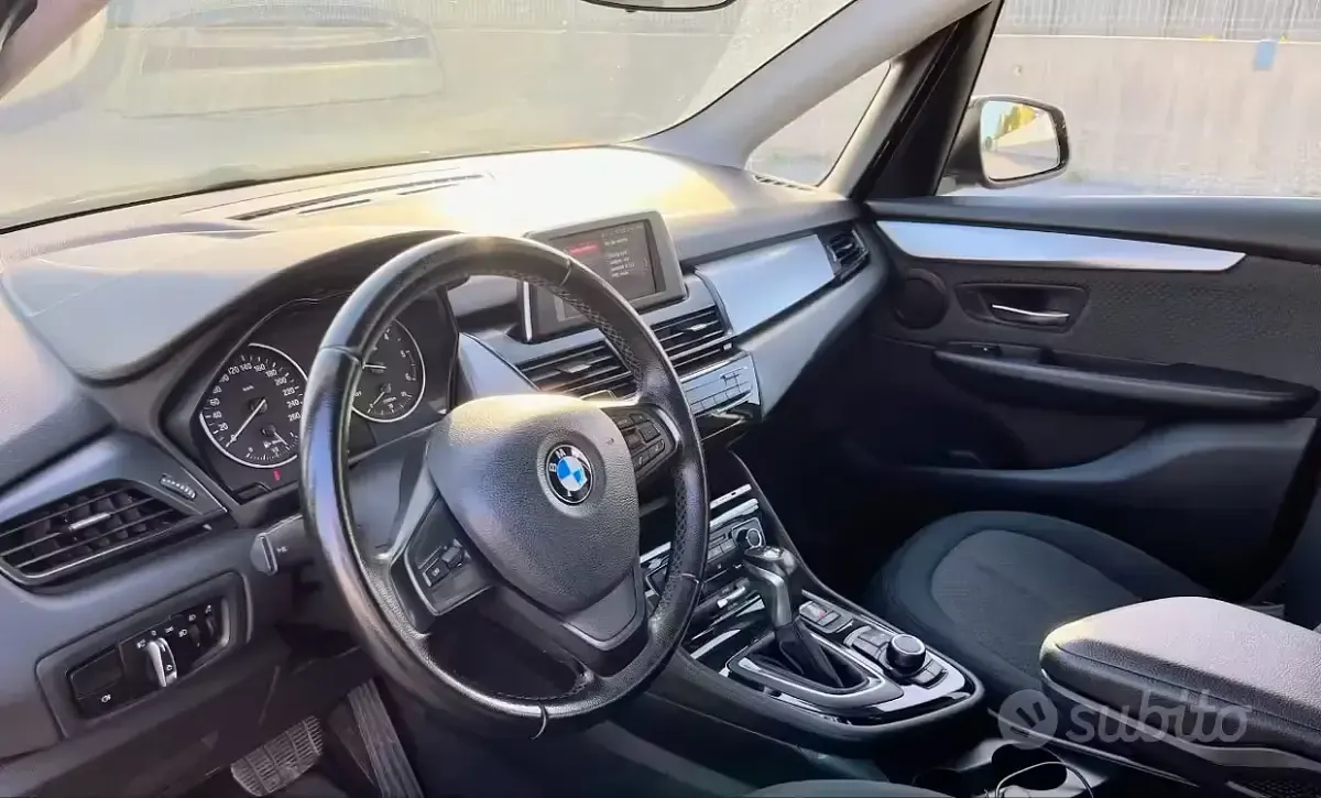 Usata BMW 218 150 CV (110 kW) 2018 Blu Station wagon