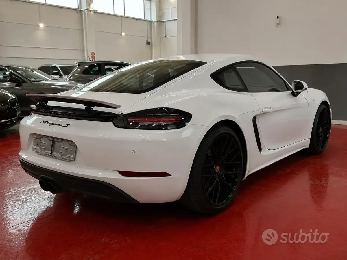 Usata Porsche 718 350 CV (257 kW) 2018 Bianco Coupé