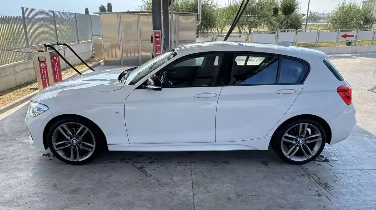 Usata BMW 116 M Sport 116 CV (85 kW) 2019 Bianco Utilitaria