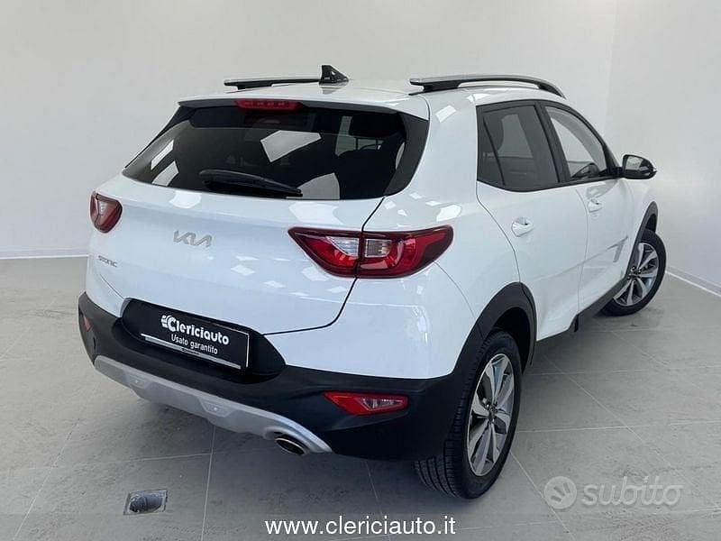 Second-hand Kia Stonic Style 79 CP (58 kW) 2025 Alb SUV