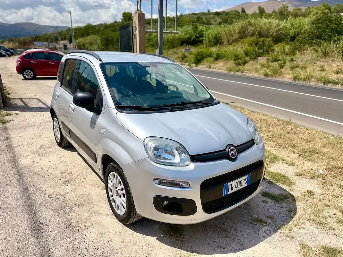 Usata Fiat Panda Connect 69 CV (50 kW) 2019 Grigio Utilitaria