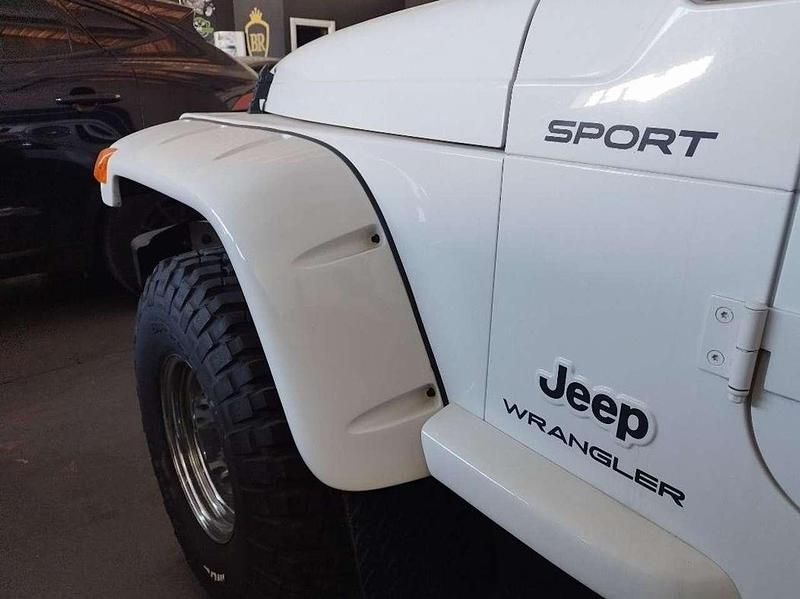 Usata Jeep Wrangler Sport 143 CV (105 kW) 2006 Bianco SUV
