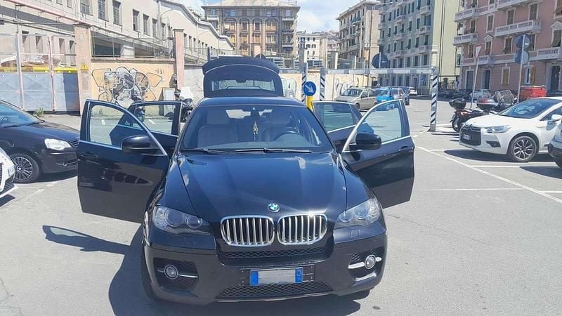 Begagnad BMW X6 306 HK (225 kW) 2012 Svart SUV