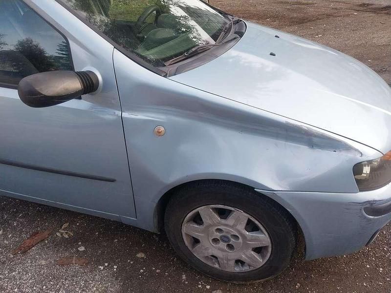 Usata Fiat Punto 60 CV (44 kW) 2001 Berlina