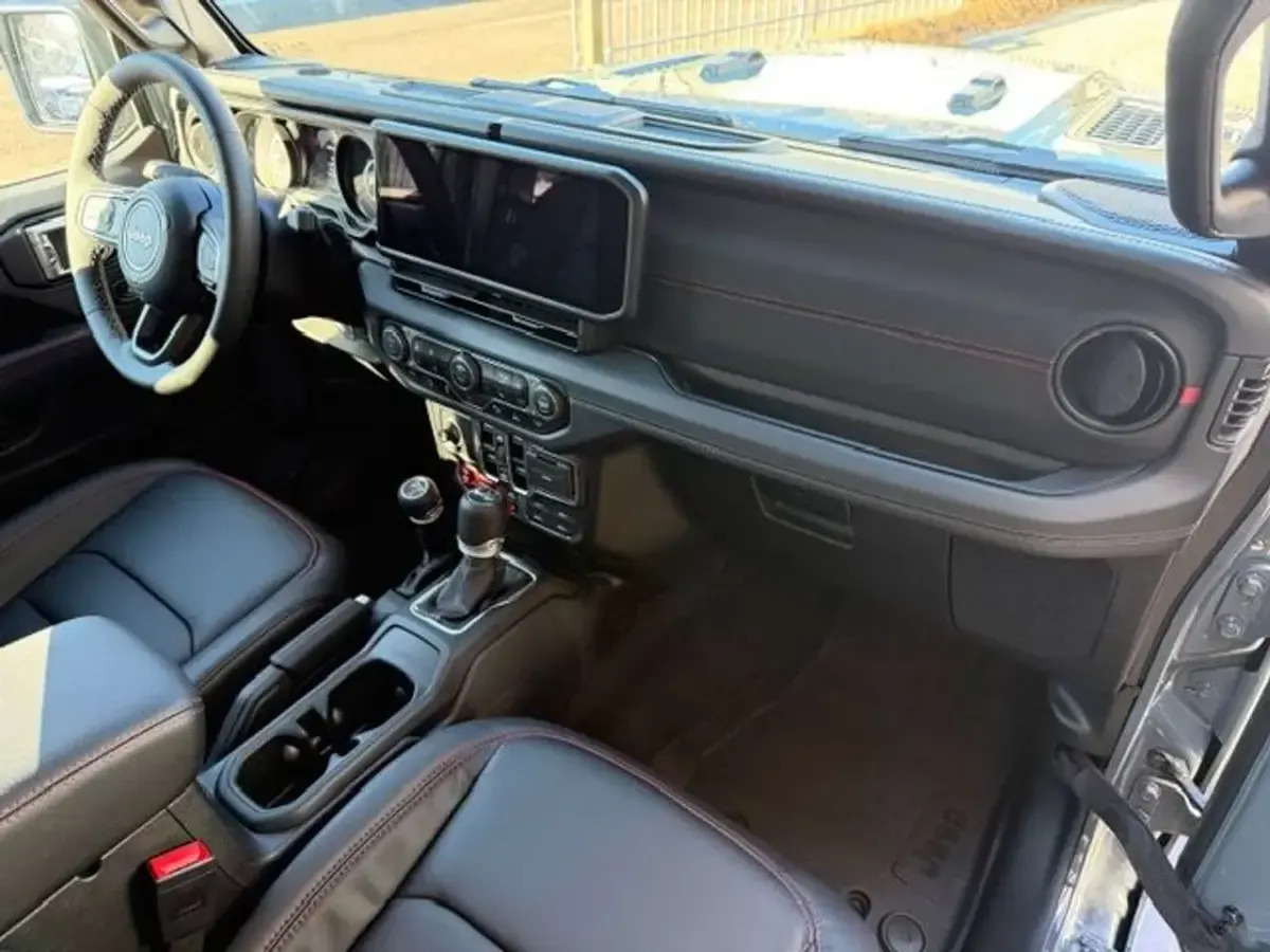 Nuova Jeep Wrangler Rubicon 272 CV (200 kW) 2026 Anvil SUV