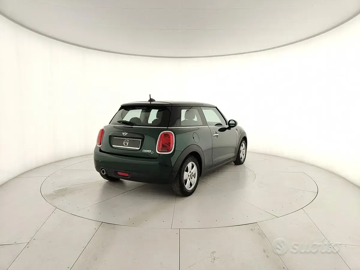 Usata Mini Cooper D Hype 116 CV (85 kW) 2020 Verde Utilitaria