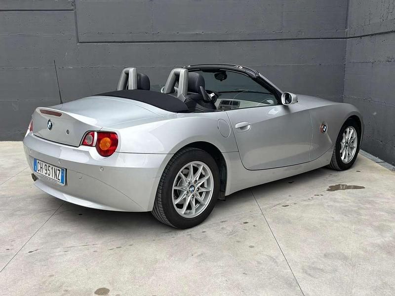 Usata BMW Z4 192 CV (141 kW) 2003 Argento Cabrio