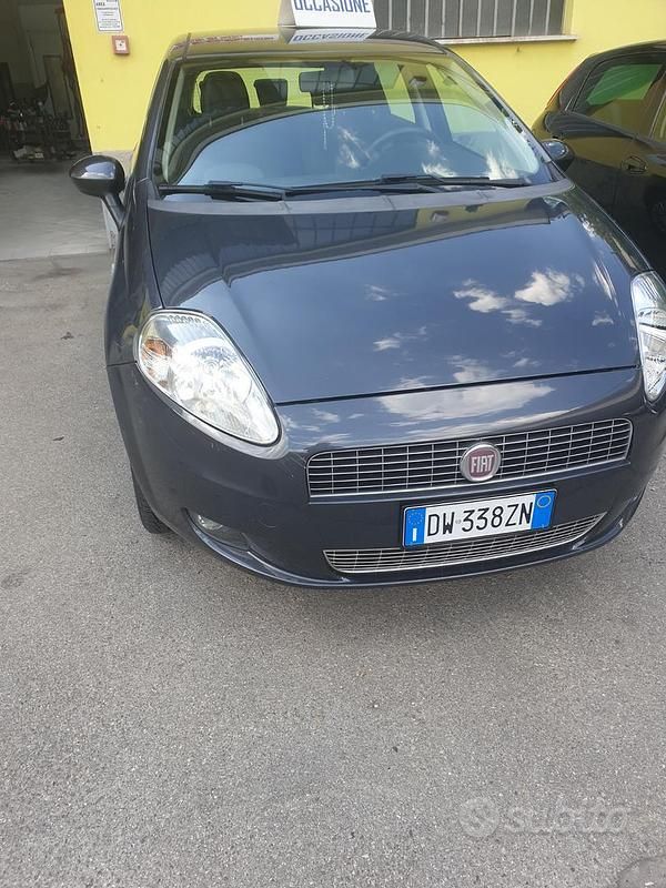 Usata Fiat Punto 77 CV (56 kW) 2009 Grigio Utilitaria