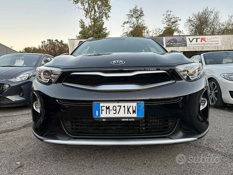 Usata Kia Stonic Style 120 CV (88 kW) 2018 Nero SUV
