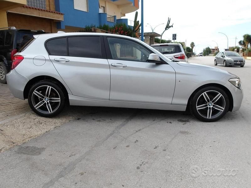 Usata BMW 114 Efficient Dynamics 95 CV (69 kW) 2014 Giallo Utilitaria
