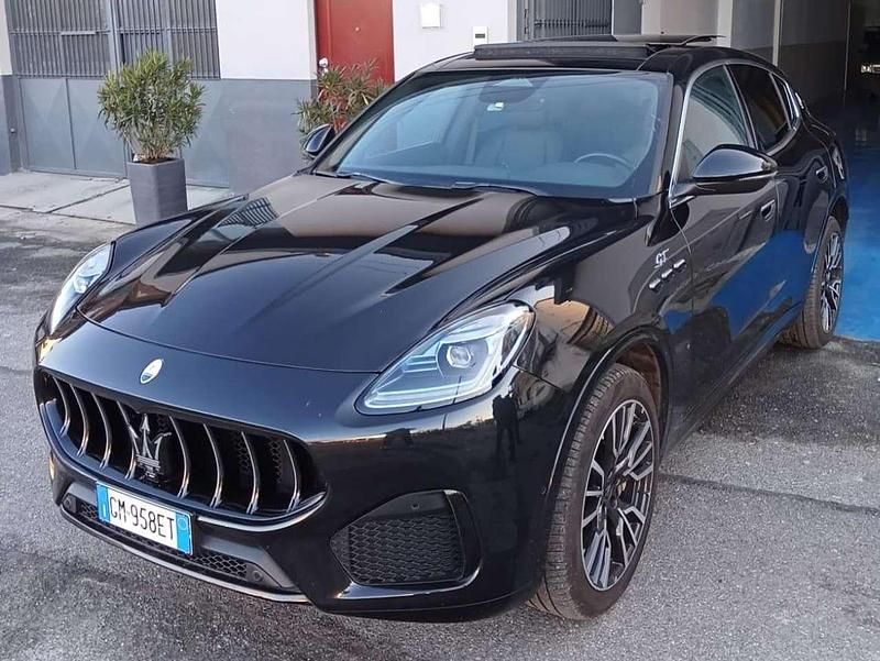 Nero Usata 2023 Maserati Grecale GT SUV | 44.900 € (Super prezzo) - Immagine 1/4