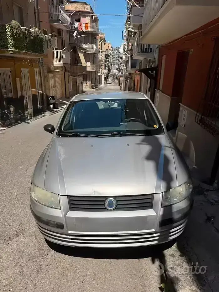 Usata Fiat Stilo 140 CV (102 kW) 2004 Grigio Berlina