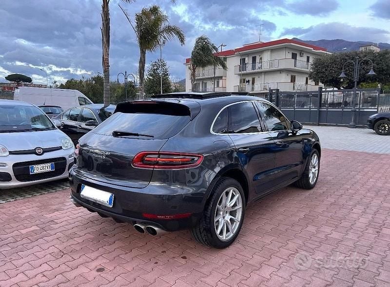 Usata Porsche Macan 250 CV (183 kW) 2016 Grigio SUV