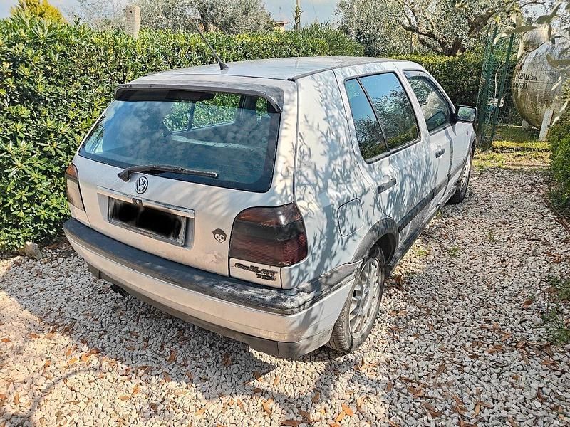Usata VW Golf III 1997 Grigio Berlina