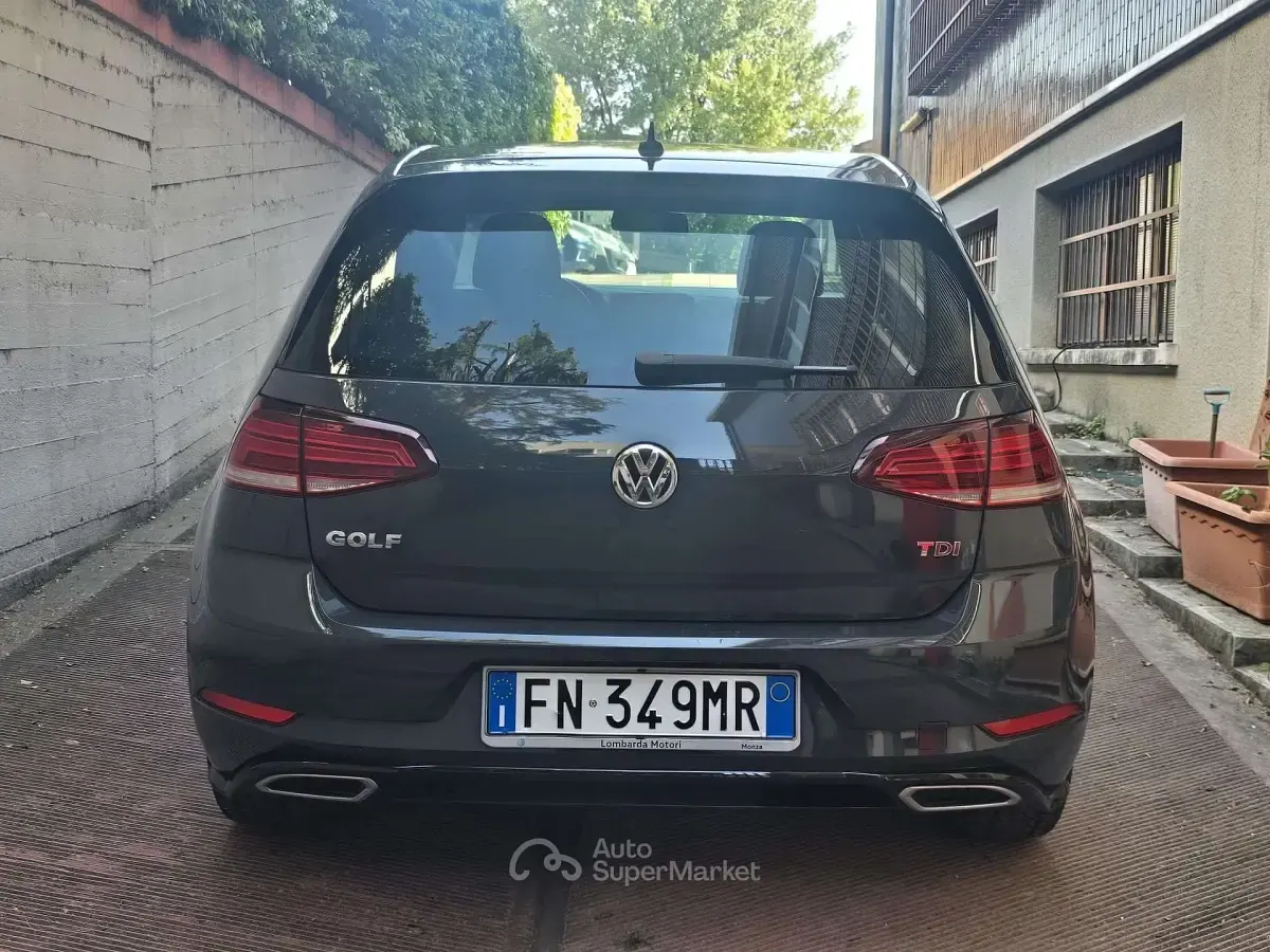 Usata VW Golf VII Sport 116 CV (85 kW) 2017 Grigio Berlina