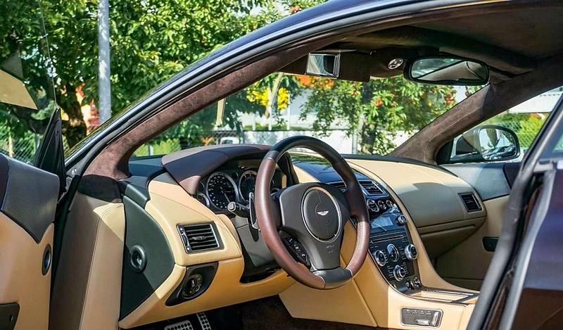 Usata Aston Martin Virage 496 CV (364 kW) 2012 Coupé