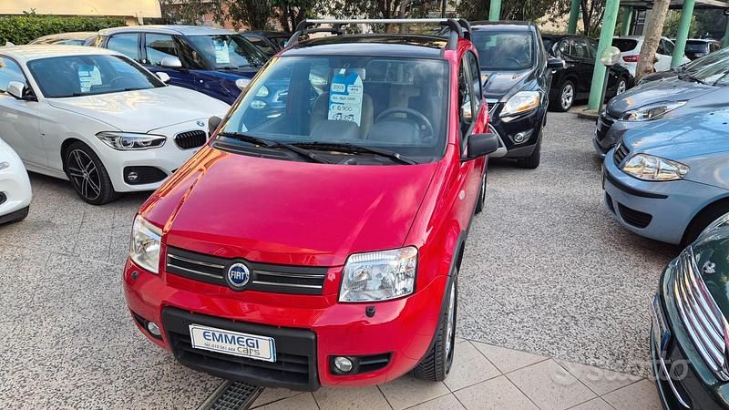 Usata Fiat Panda 4x4 2007 Rosso Utilitaria