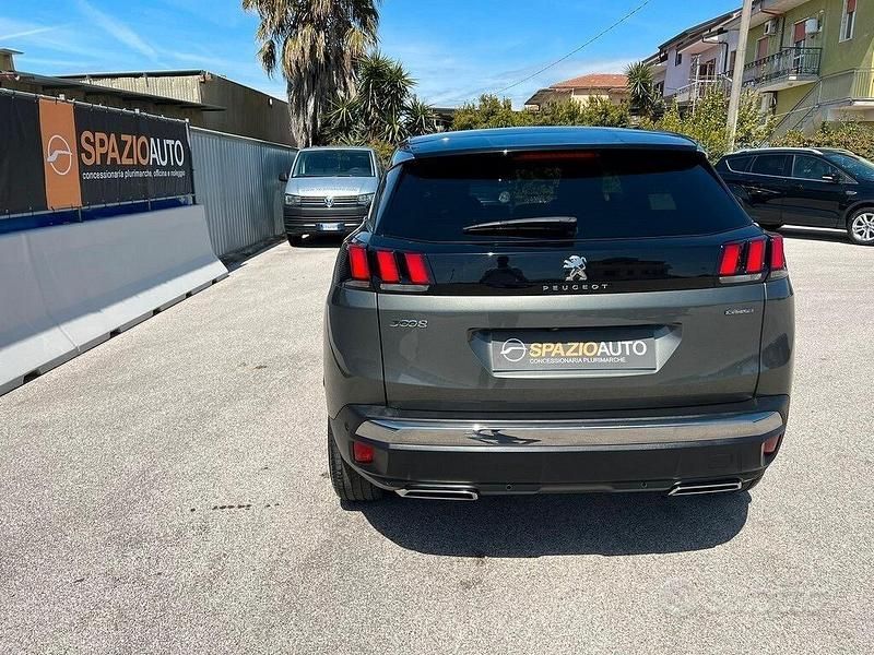 Usata Peugeot 3008 GT-line 130 CV (95 kW) 2019 Grigio SUV