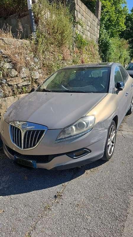 Grigio Usata 2009 Lancia Delta Due volumi | 2500 € (Super prezzo) - Immagine 1/4