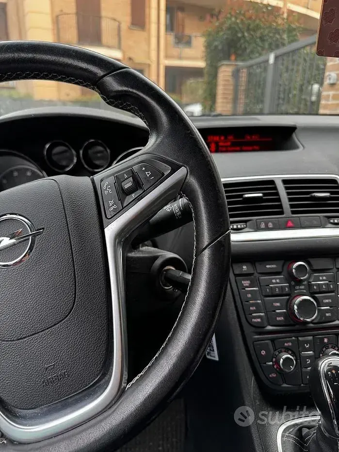 Usata Opel Meriva 95 CV (69 kW) 2016 Grigio Monovolume