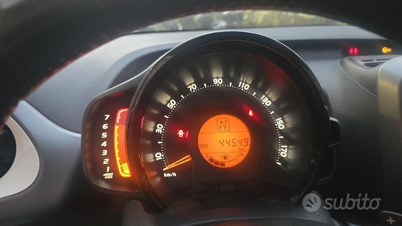 Usata Toyota Aygo X-wave 72 CV (52 kW) 2020 Bianco Utilitaria