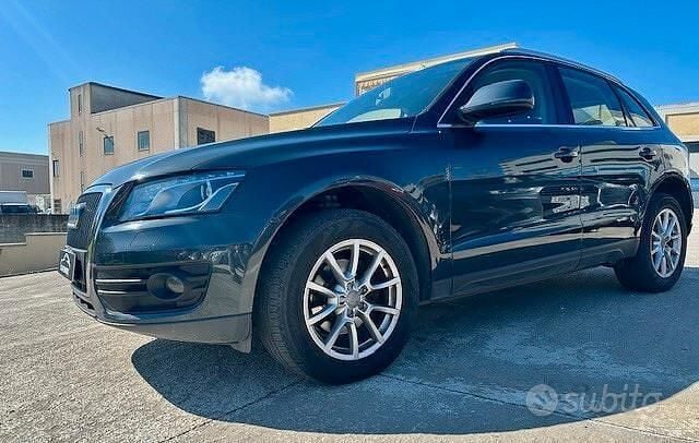 Usata Audi Q5 Advanced 170 CV (125 kW) 2011 Grigio SUV