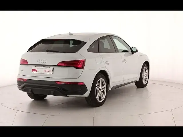 Usata Audi Q5 Sportback S-Line 163 CV (119 kW) 2022 Bianco SUV