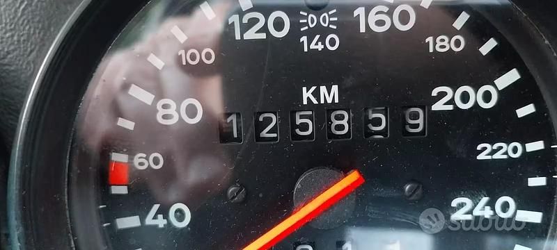 Usata Porsche 911 Carrera 1986 Rosso