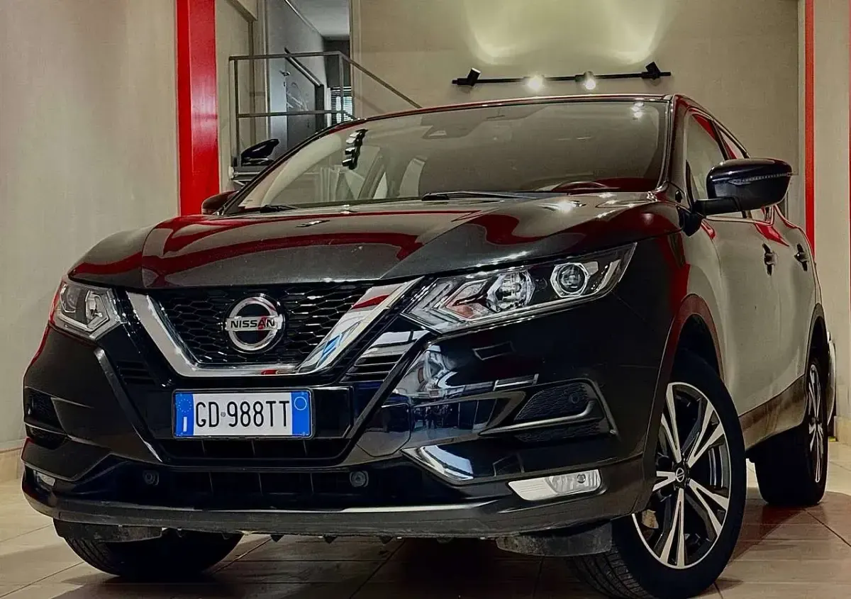 Usata Nissan Qashqai Tekna 116 CV (85 kW) 2020 Nero SUV