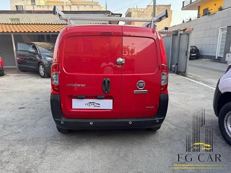 Usata Fiat Fiorino 80 CV (58 kW) 2015 Rosso Monovolume