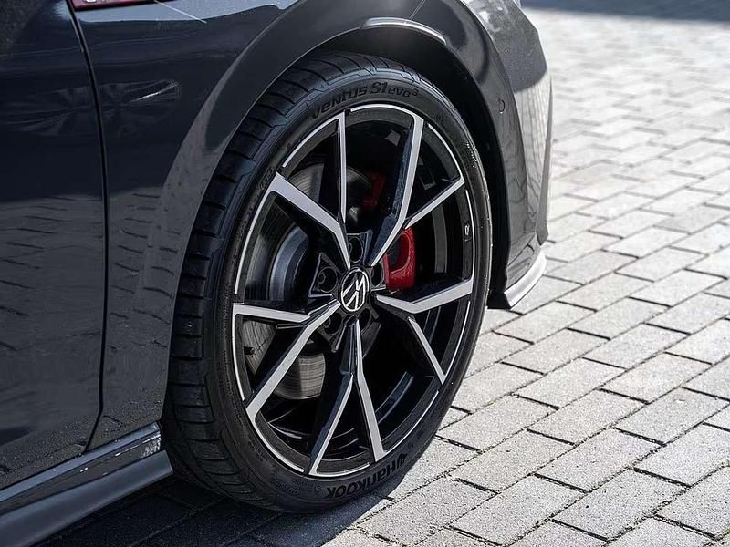 Usata VW Golf VIII GTI 245 CV (180 kW) 2022 Grau Berlina