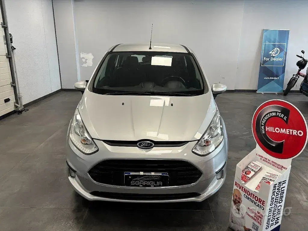 Usata Ford B-MAX 95 CV (69 kW) 2017 Grigio Monovolume
