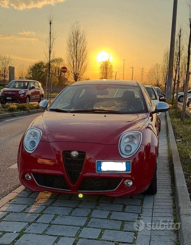 Usata Alfa Romeo MiTo 155 CV (114 kW) 2009 Rosso Utilitaria