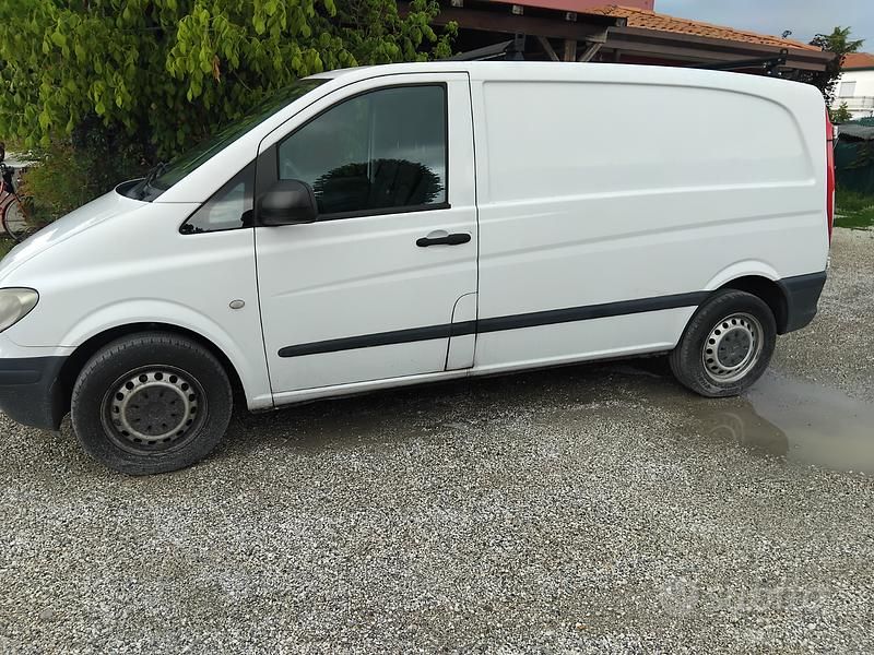 Usata Mercedes Vito 95 CV (69 kW) 2011 Bianco Furgone