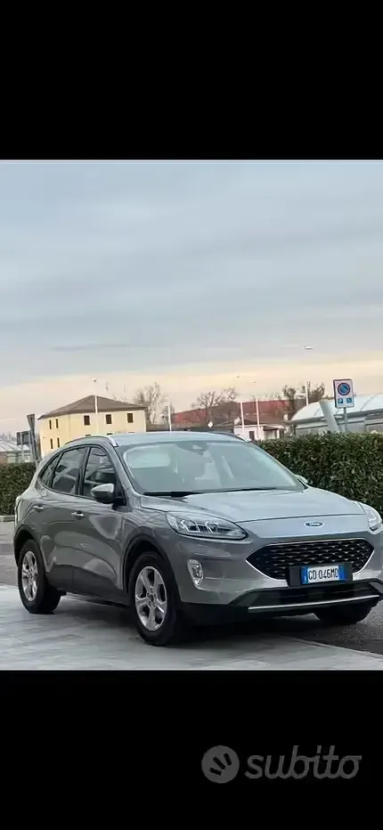 Usata Ford Kuga 120 CV (88 kW) 2021 SUV