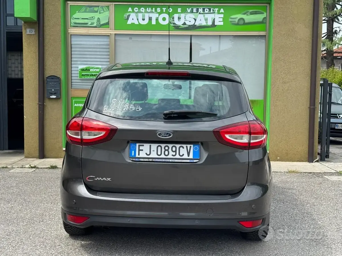 Usata Ford C-MAX 120 CV (88 kW) 2017 Grigio Monovolume