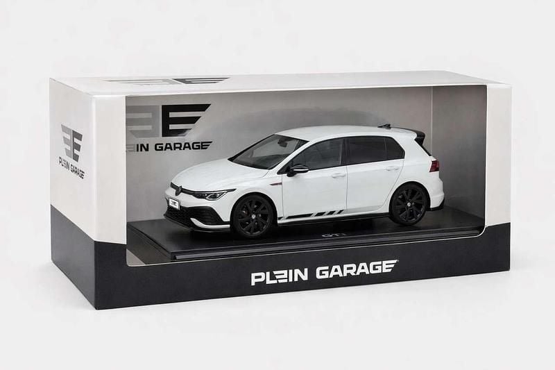 Usata VW Golf VIII GTI Clubsport 300 CV (220 kW) 2022 Bianco Berlina