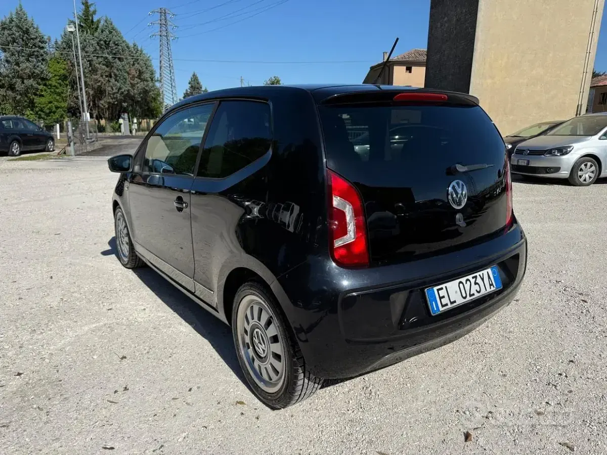 Usata VW up! 75 CV (55 kW) 2012 Nero Utilitaria