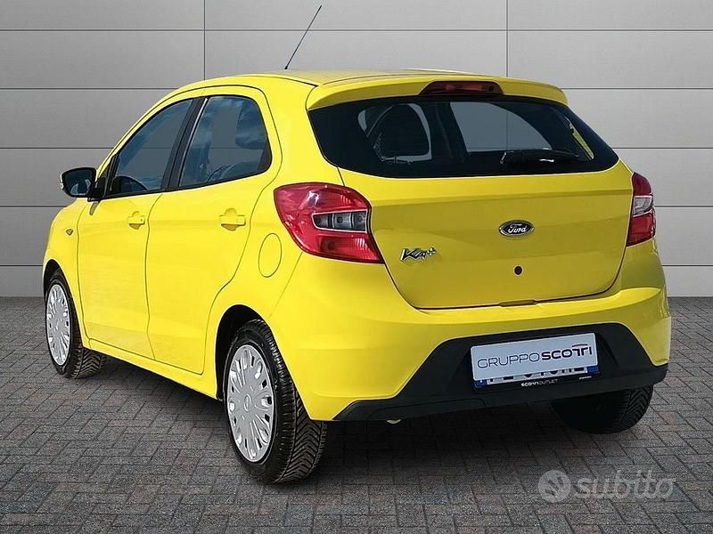 Usata Ford Ka 71 CV (52 kW) 2018 Giallo Berlina
