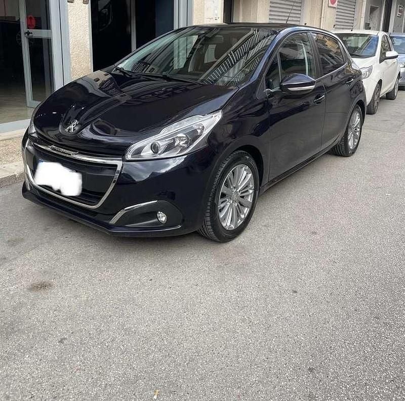 Usata Peugeot 208 Active 82 CV (60 kW) 2017 Utilitaria