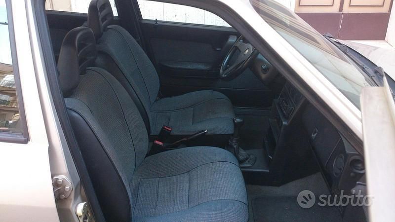 Usata Alfa Romeo 33 90 CV (66 kW) 1991 Berlina