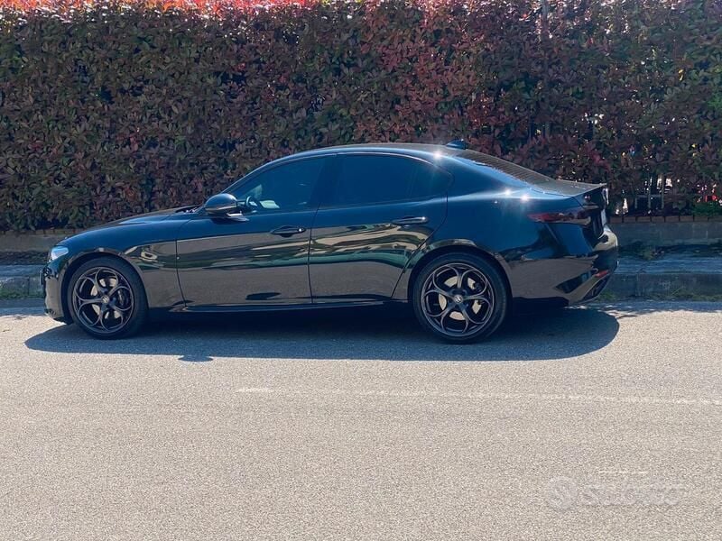 Usata Alfa Romeo Giulia Veloce 211 CV (155 kW) 2022 Nero Berlina