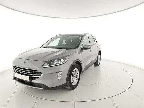 Usata Ford Kuga Titanium 120 CV (88 kW) 2024 Argento SUV