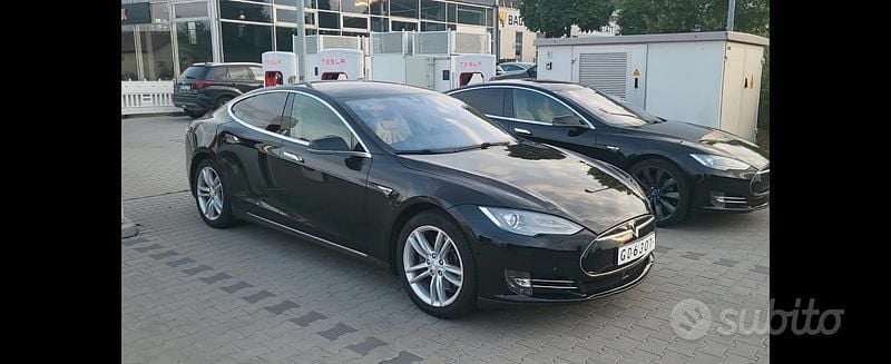 Usata Tesla Model S 2014 Nero Utilitaria