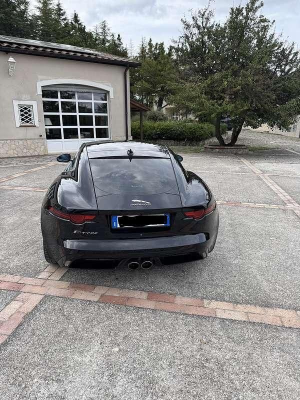 Usata Jaguar F-Type R-Dynamic 300 CV (220 kW) 2018 Coupé