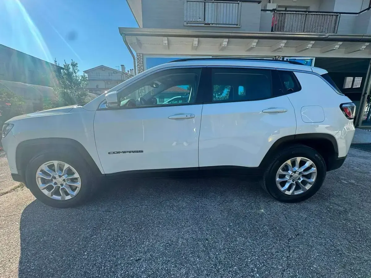 Usata Jeep Compass Limited 131 CV (96 kW) 2020 Bianco SUV